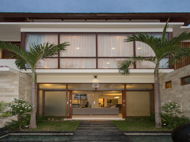 Villa Alaya By Nagisa Bali سمينياك المظهر الخارجي الصورة